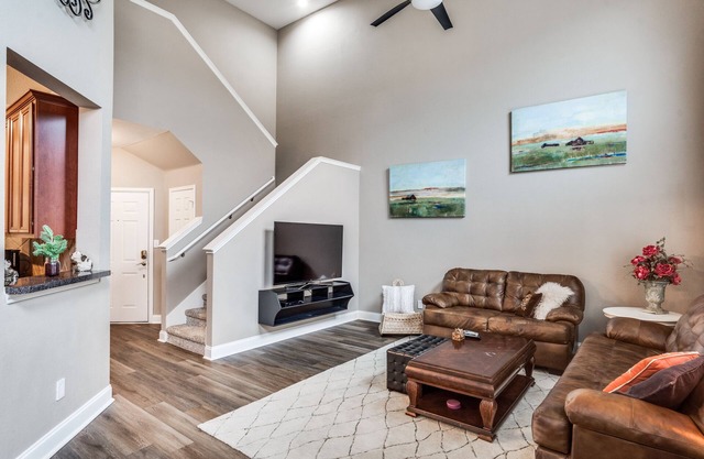 Immaculate townhouse in West Plano
