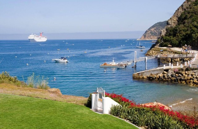 Impeccable 2b|2b villa, NO STEPS, Golf Cart, 2 Private Balconies, Stunning Views