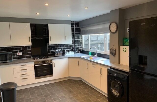 Impeccable 3-Bed House in Birmingham