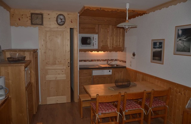 In Méribel Mottaret, comfortable 2-room apartment, classified 2 stars