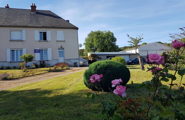 In the heart of the Morvan Natural Park, manor house 5 minutes from Lac des Settons