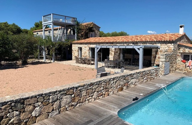 In the heart of the Sperone golf course and a stone's throw from Ciappili beach