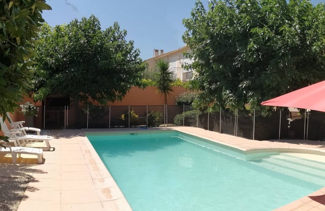 In villa apartment F3 with swimming pool