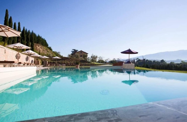 Incisa In Val D Arno: Mansion - Incisa in Val d'ArnoLuxury Apartment