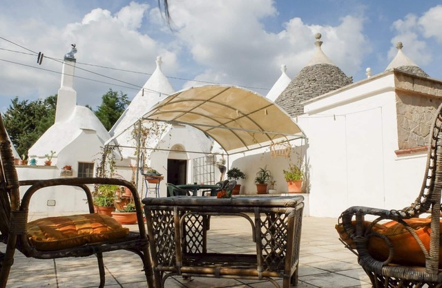 Independent and autonomous trullo, in the countryside, 5 km from Alberobello and Martina Fr