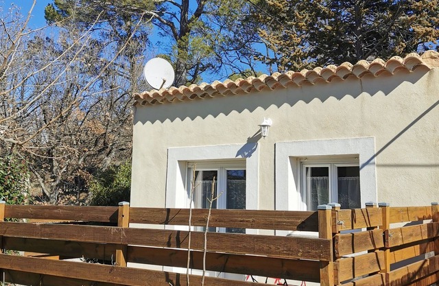Independent house 2 minutes from the Luberon golf course