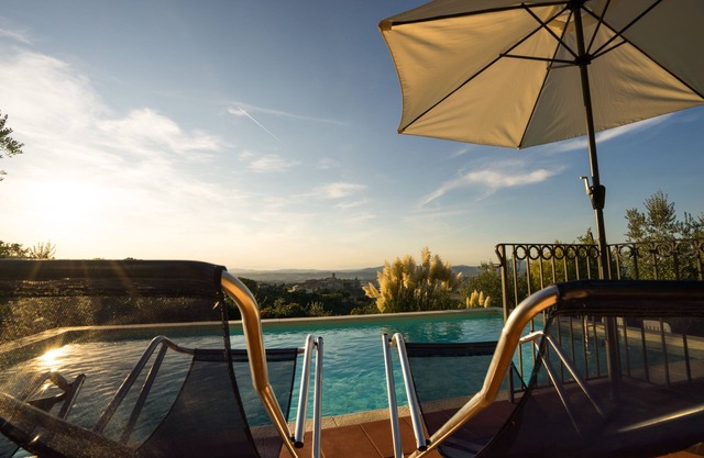 Independent Portion of Luxury Villa with Pool close to Assisi