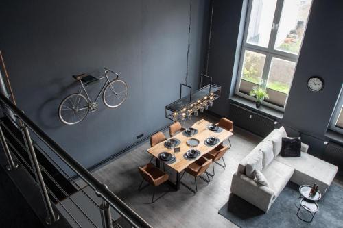 Industrial Loft 1904 - Free Parking - Netflix - Central