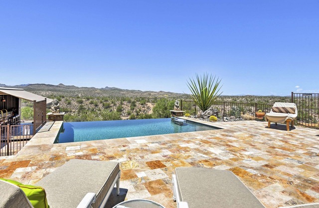 Infinity Pool & Outdoor Kitchen: Luxe Phoenix Home