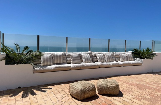 INFINITY Sunny Home free parking by Cadiz4Rentals