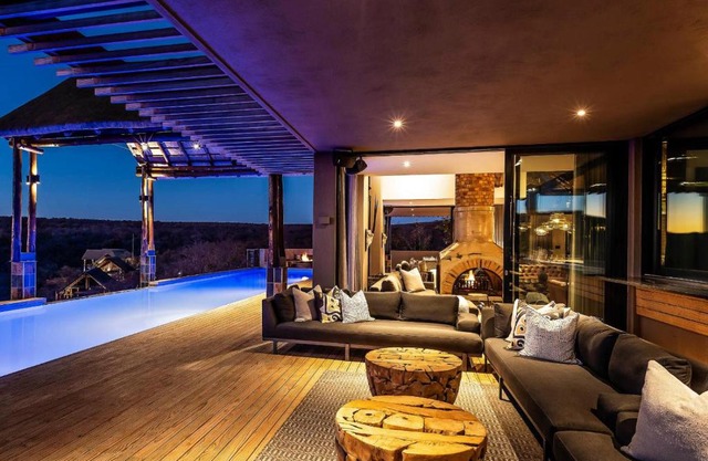Ingwe Lodge