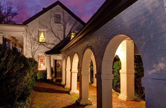 Inn and Tavern at Meander