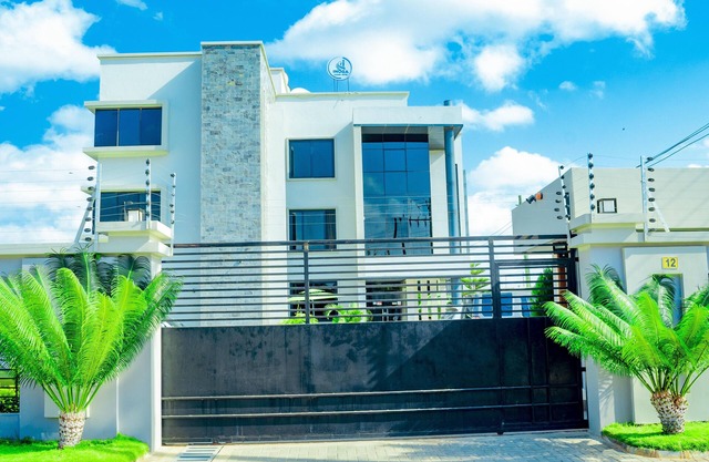 Inoga Luxury Hotel