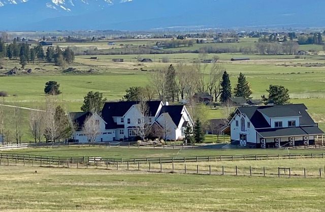 Inspiring Views and Relaxing Montana Ranch Vacation!