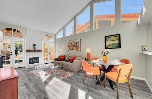 Intel, Chandler Mall, 2/2 Light, Bright Townhouse! 30 Night Min.