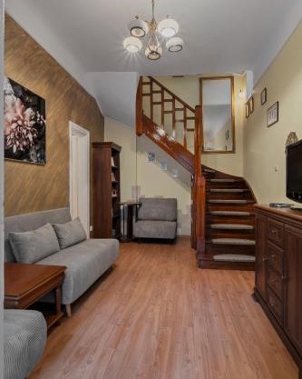 Interbelic Villa near Old Town