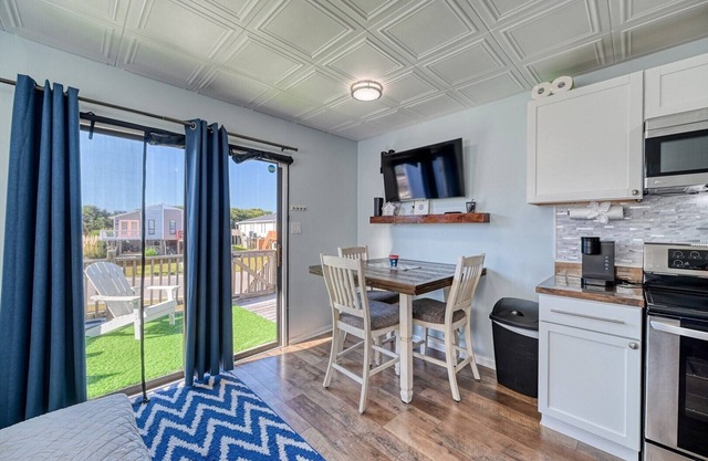 Intercoastal Views- Dog Friendly with added pet fee -Walk to Beach
