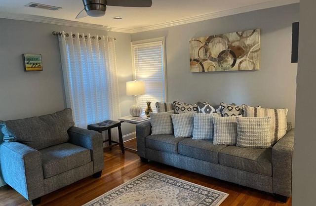 Intimate Apartment in the Arts & Fun Oasis of Hapeville GA