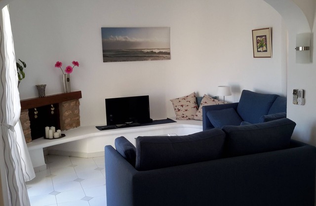 Inviting, bright 2-Bedroom El Rancho villa in prestigious La Manga Club Resort