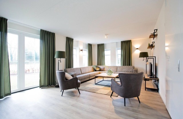 Inviting Villa in Voorthuizen with Garden