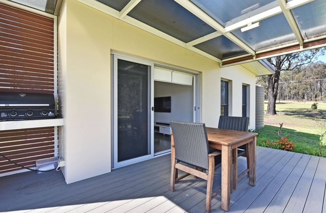 Ironbark Hill Villa 1