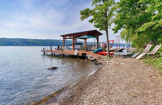 Ironwood: Amazing Keuka Lake Views!