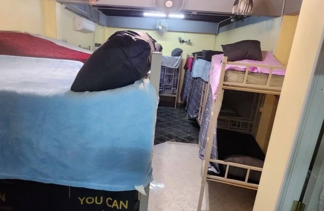 ISLAND HOPPERZ HOSTEL KOH SAMUI, KOH TAO/PHANGAN CONNECTIONS CAFE BUDS WORKSPACE