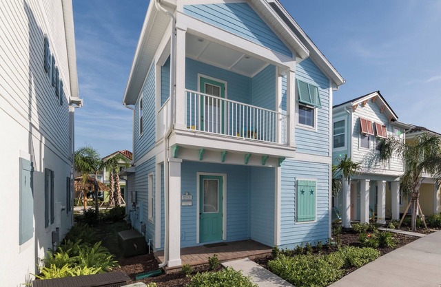 Island Life Cottage near Disney with Margaritaville Resort & Island H2O Access.