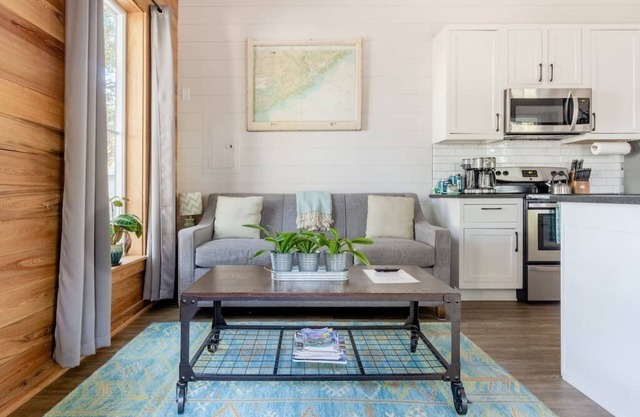 Island Retreat - Great for Large Groups