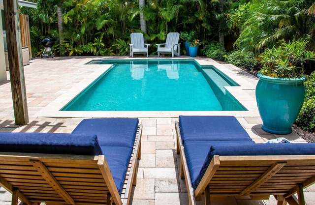 Island Time: AMI North End, Pool, Close to City Pier & Pine Ave by Anna Maria Life Vacation Rentals