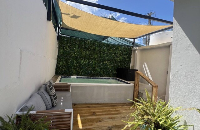 IsmaelRivera60 LaVilla OceanPark