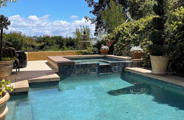 Italian Beauty! Views! 🌄 Pool 💦 Great location ᥫ᭡.n n