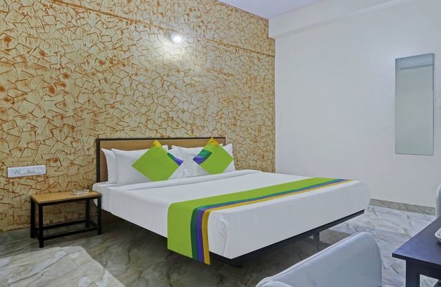 Itsy By Treebo - Galaxy Suites Hebbal