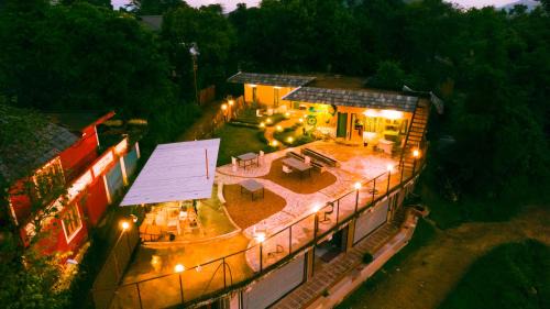 Jaadooghar Madcap Mudhouse