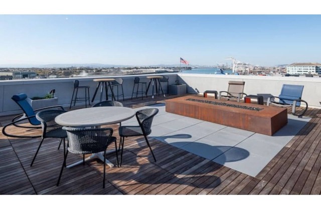 Jack London square stylish luxury 1BD apartment