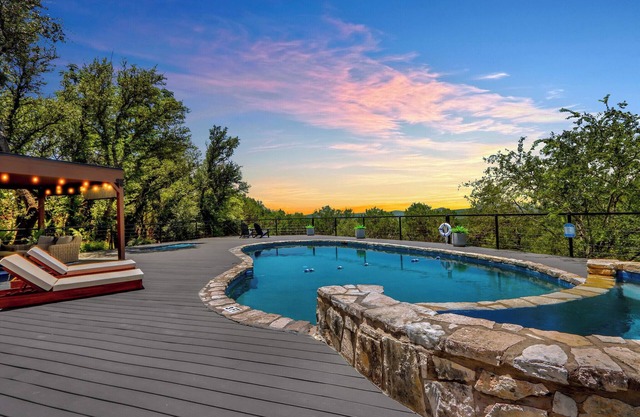 Jalsa I Luxury escape, pool, HT, Pickleball