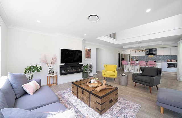 Jam Home | Luxury in Lane Cove Massive 4BR Home