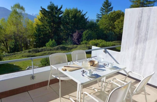 Jeanne D'Arc Apt. B-11 by Interhome