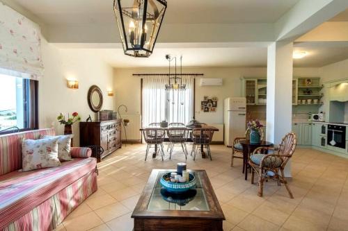 Jeremy's Villa