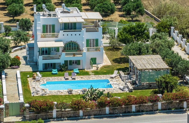 JKG OIKIA VILLA /JKG VILLA, JKG Oikia