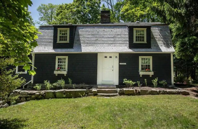 John Potter Farmhouse c.1775 URI