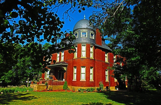Johnston Mansion Bed and Breakfast price shown is Vrbo Mansion price
