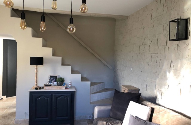 Jolie Maison de Village Cosy 3 Chambres à Côté D'avignon