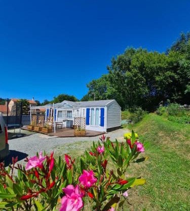 Joli Mobil-Home avec terrain terrasse 10min du Puy duFou