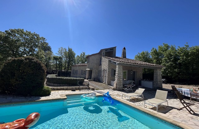 Jolie Villa en Pierres