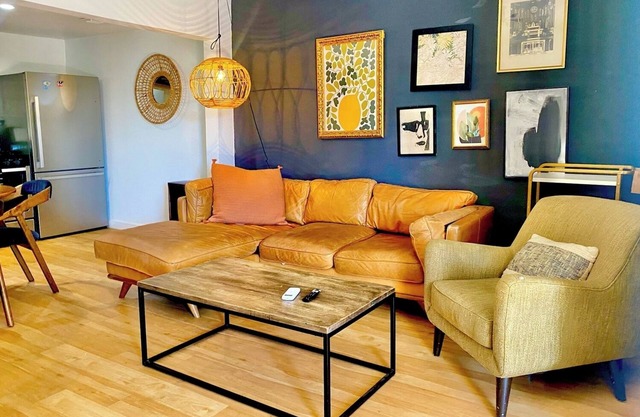 Joplin House ° Group Stay for Spring