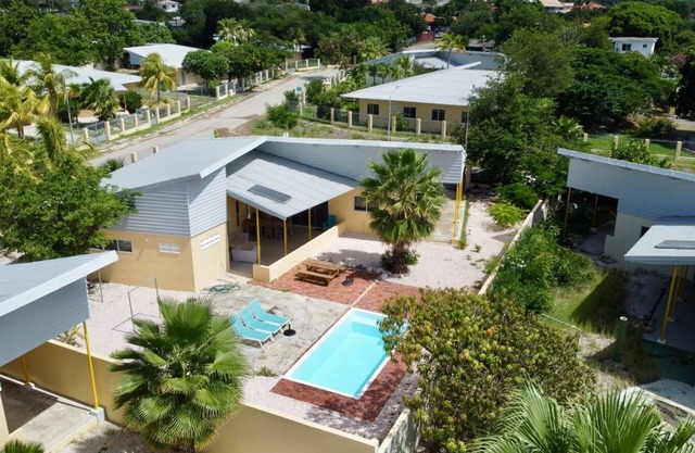 JULIANADORP TROPICAL VILLAS - VILLA HUMMINGBIRD