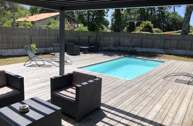 July.august villa rental andernos les bains
