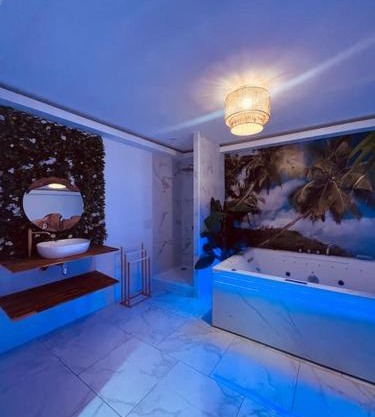 Jungle Suite, Jacuzzi à 7 min de la mer