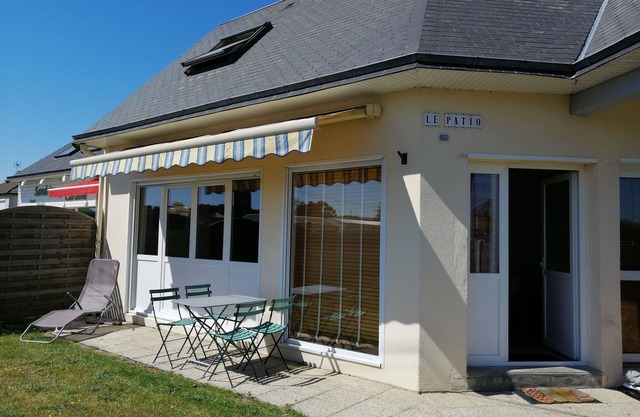 Kairon beach Baie du Mont St Michel house within 300 m from the beach
